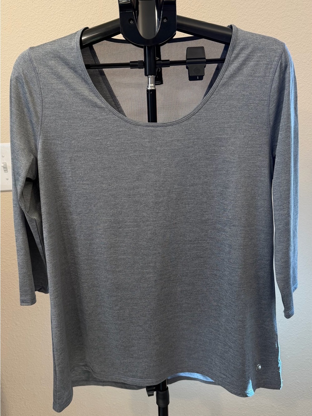 ABS Collection 3/4 Sleeve Minimalist Scoop Neck Tee | Quiet Luxury Athletic | L